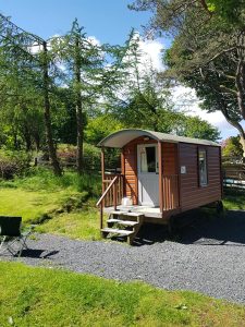 huts2